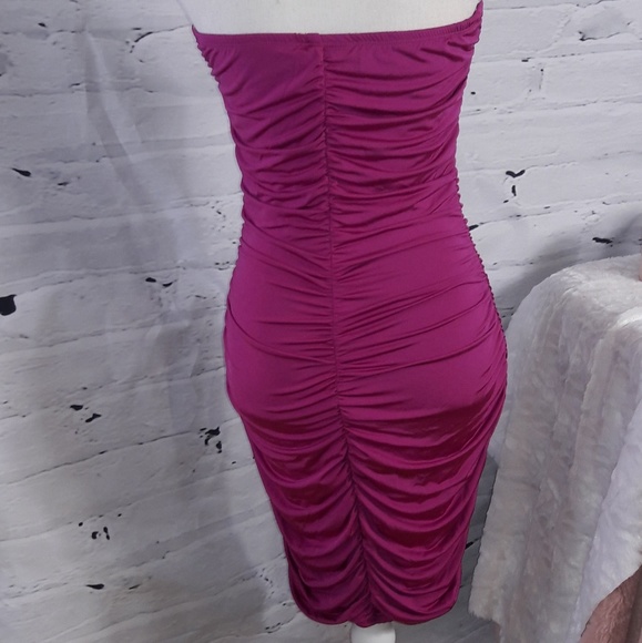 💙Speechless magenta strapless dress - Picture 4 of 6
